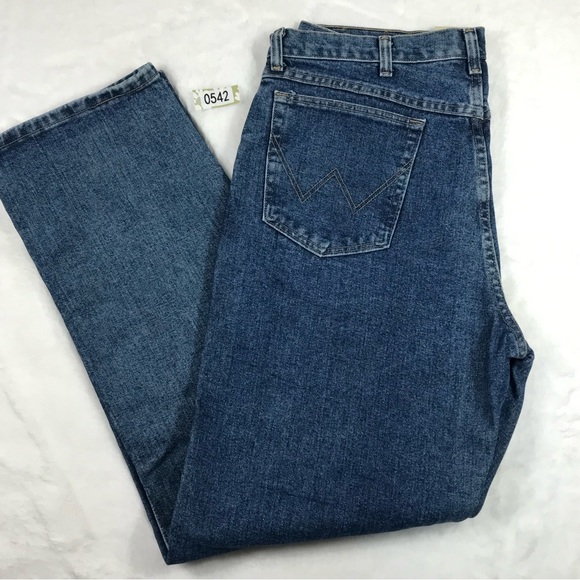 Wrangler NWT Rugged Wear Relaxed Fit  36 X 32 - Picture 2 of 8